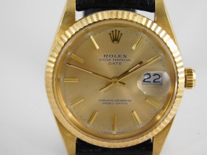 Rolex Oyster Perpetual Date 18 kt gold full set